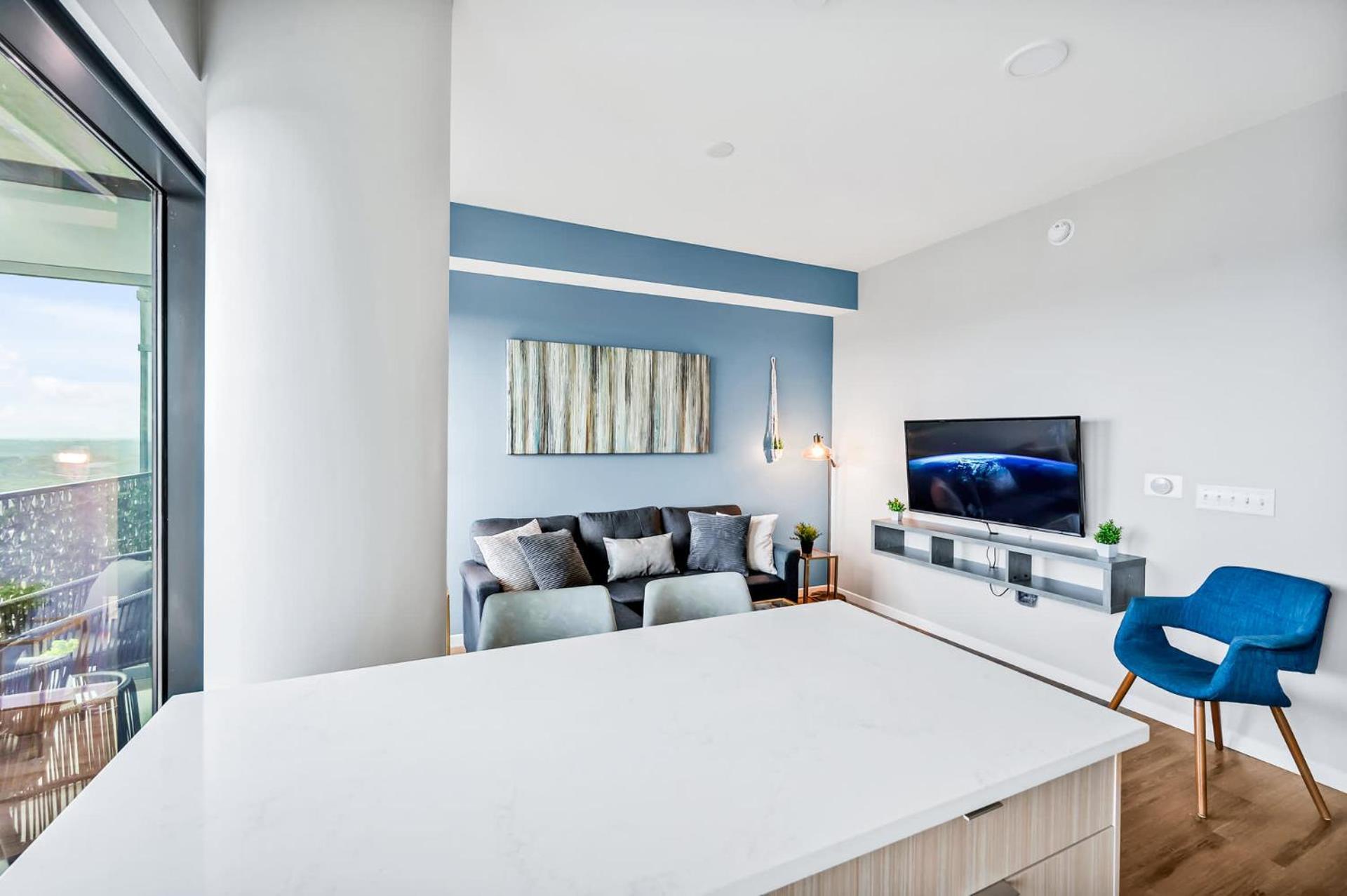 High-Rise Apt Raleigh Free Parking & Sunset View 1 Εξωτερικό φωτογραφία